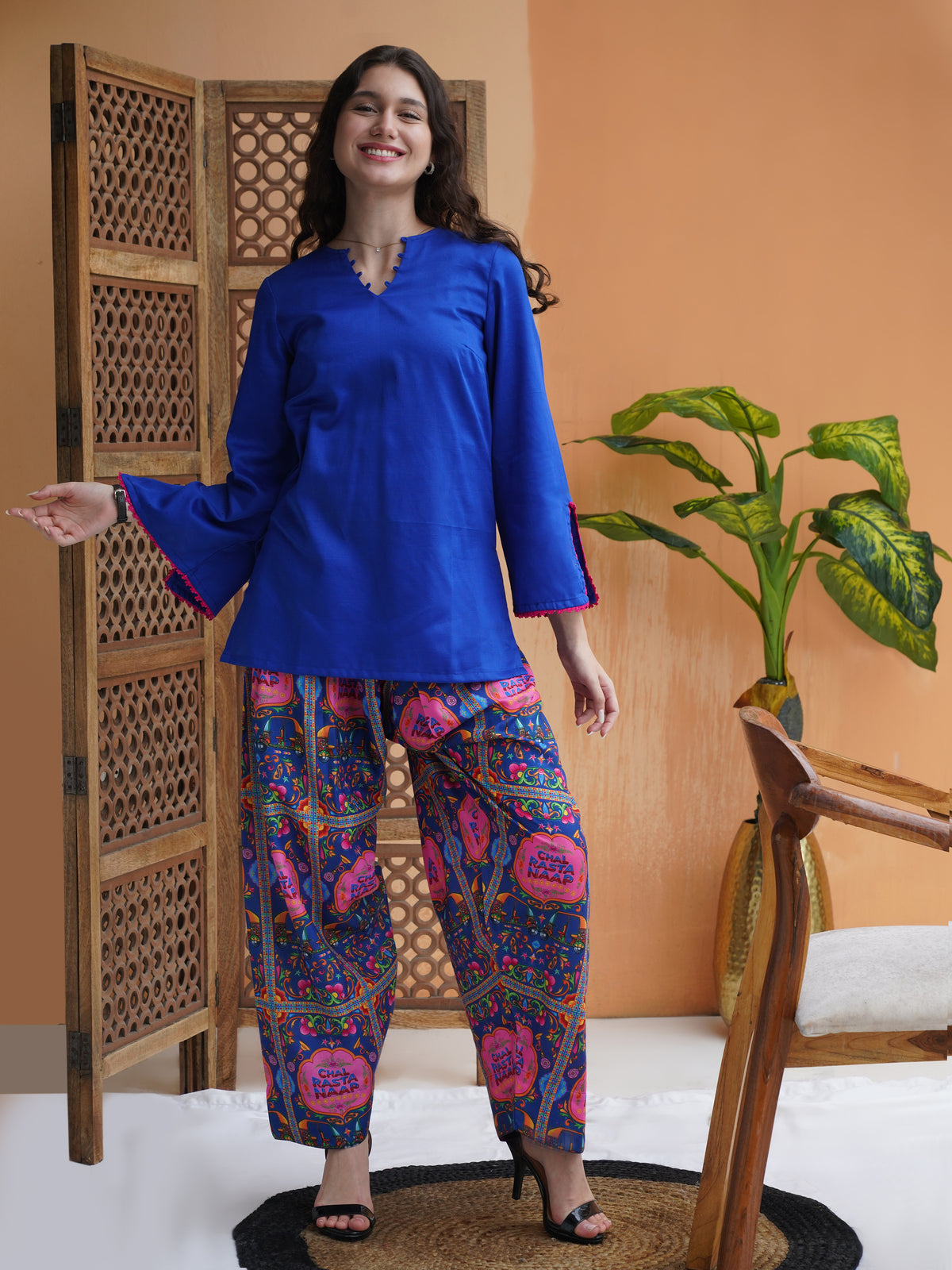 Chal Rasta Naap Kurta Set